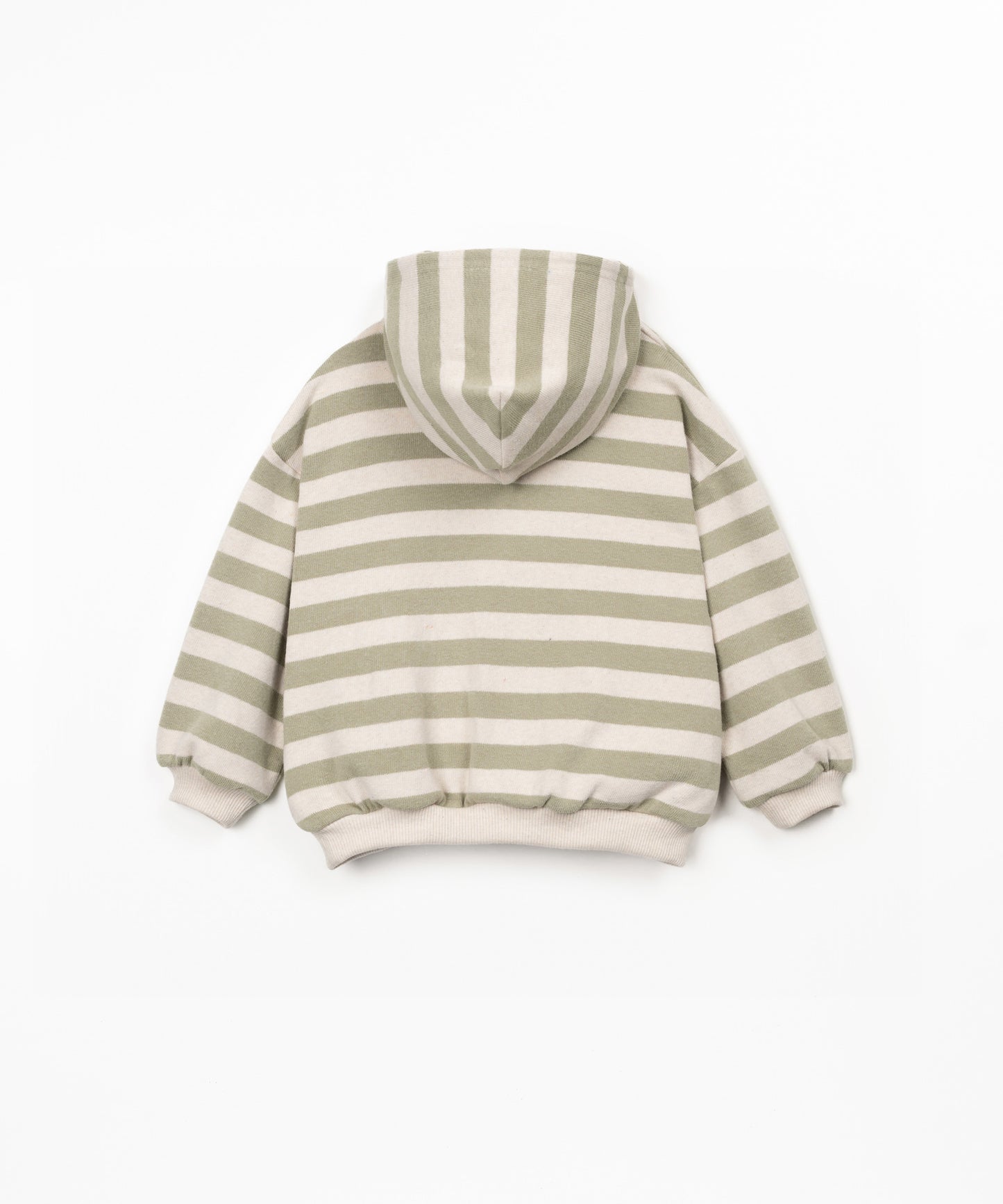 Mutilen marradun jertsezko sudadera