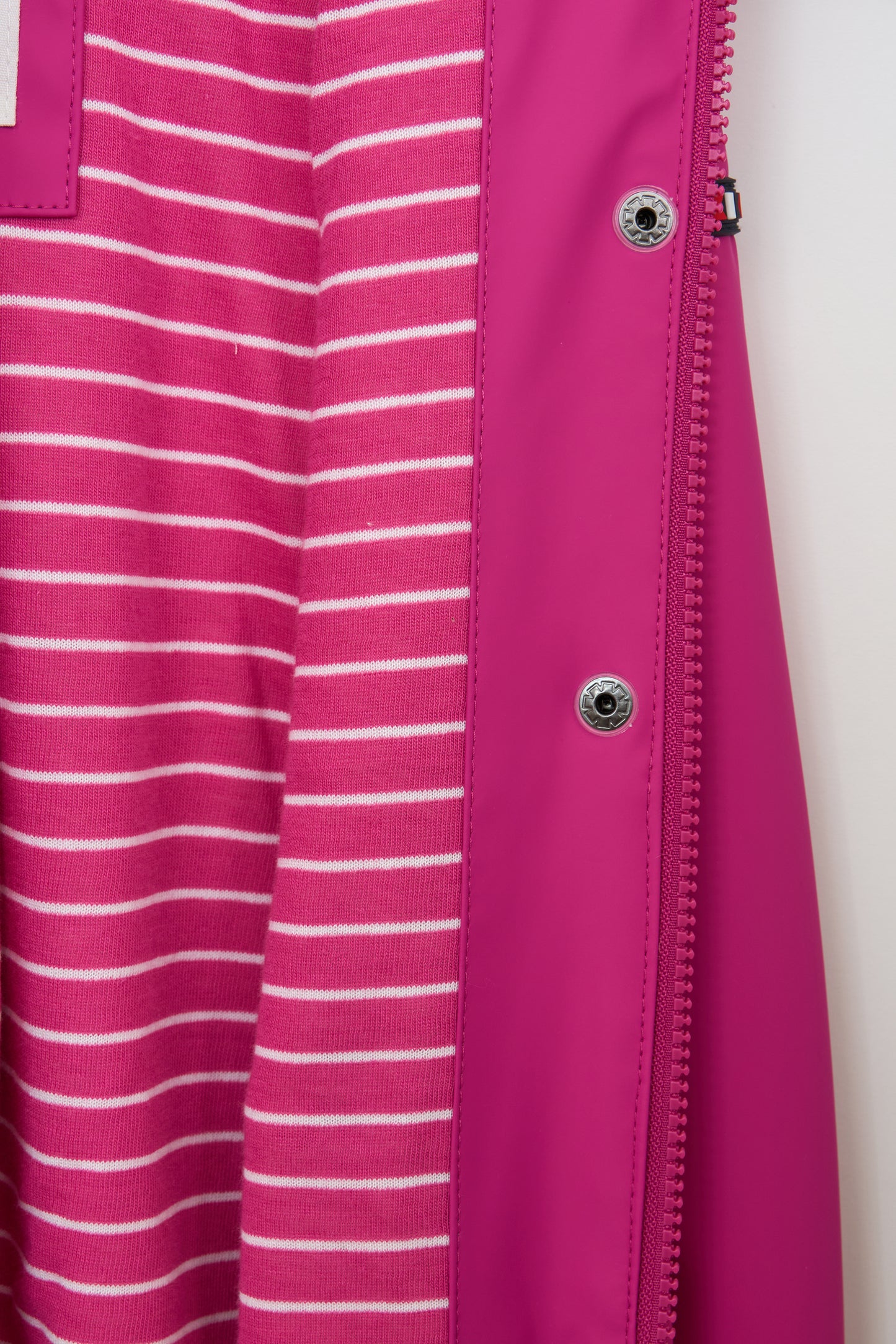 Chubasquero botones ancla niña