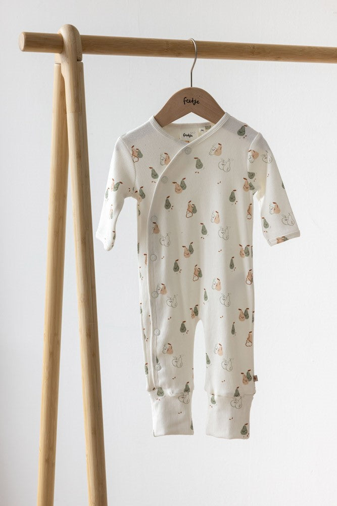 Pijama con pies bebé niño